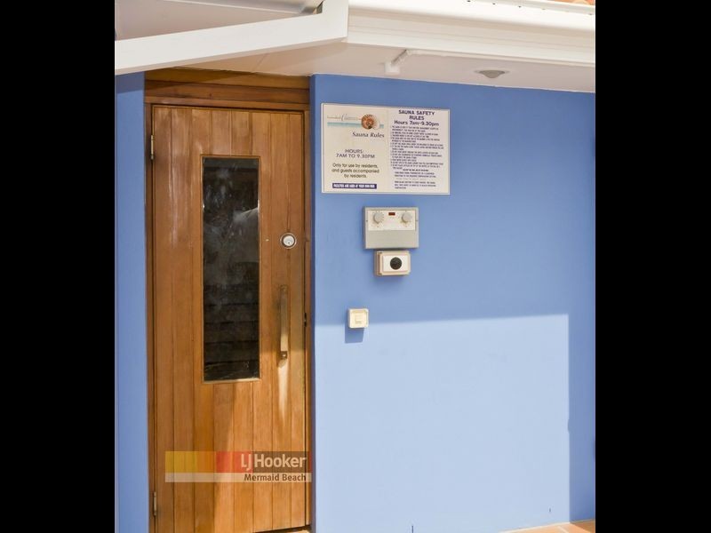 2001/2214 Gold Coast Highway, Mermaid Waters QLD 4218