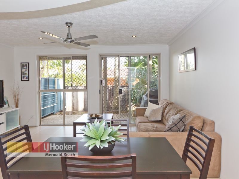 67/2320 Gold Coast Highway, Mermaid Beach QLD 4218