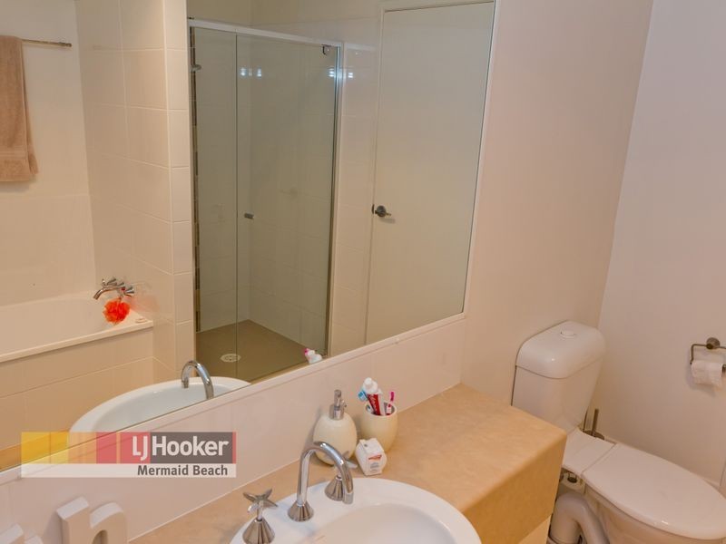 67/2320 Gold Coast Highway, Mermaid Beach QLD 4218