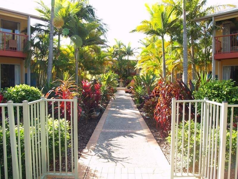 67/2320 Gold Coast Highway, Mermaid Beach QLD 4218