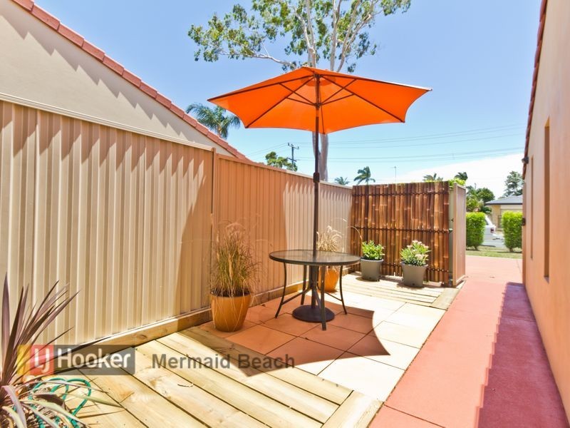 26/2 Karbunya Street, Mermaid Waters QLD 4218