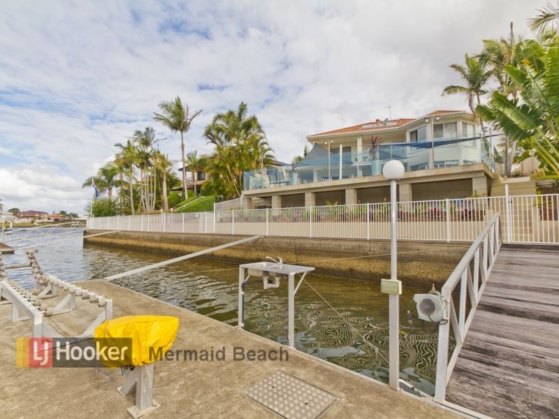 34 Portobello Drive, Mermaid Waters QLD 4218