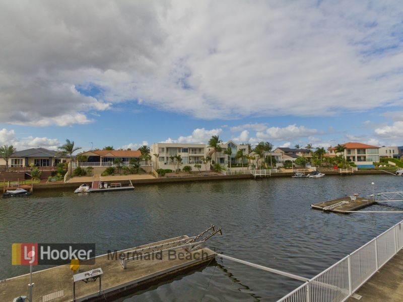 34 Portobello Drive, Mermaid Waters QLD 4218