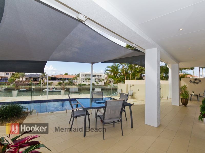 34 Portobello Drive, Mermaid Waters QLD 4218