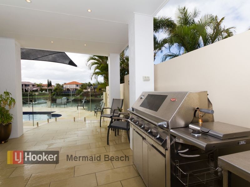 34 Portobello Drive, Mermaid Waters QLD 4218