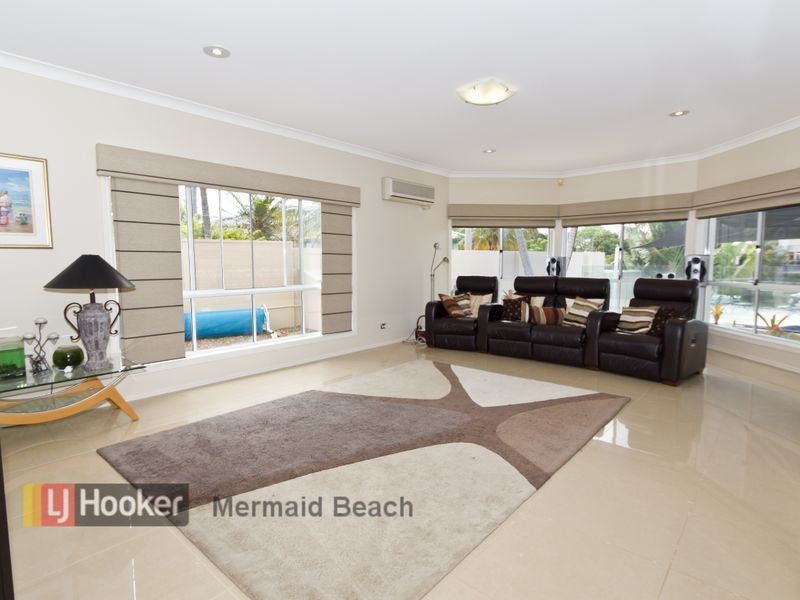 34 Portobello Drive, Mermaid Waters QLD 4218