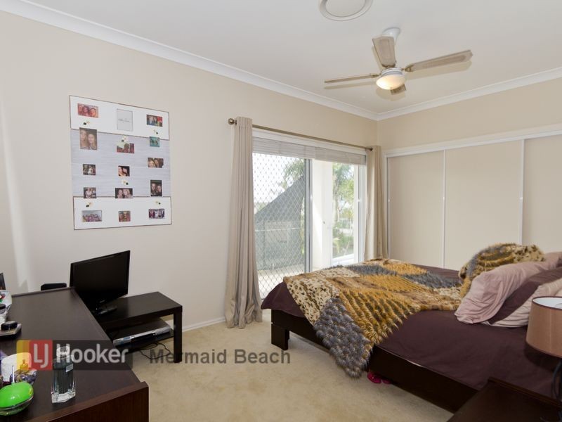 34 Portobello Drive, Mermaid Waters QLD 4218