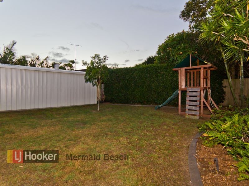 88 Sovereign Drive, Mermaid Waters QLD 4218
