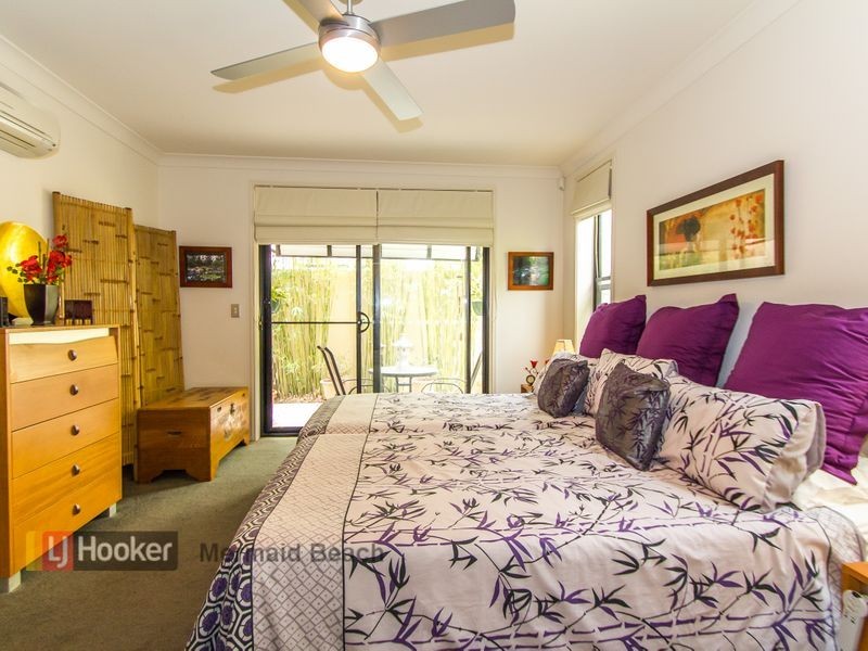 3303 Central Place, Carrara QLD 4211