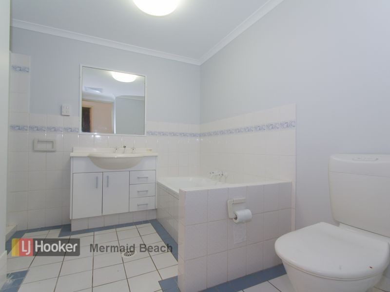 18/53 Pohlman Street, Southport QLD 4215