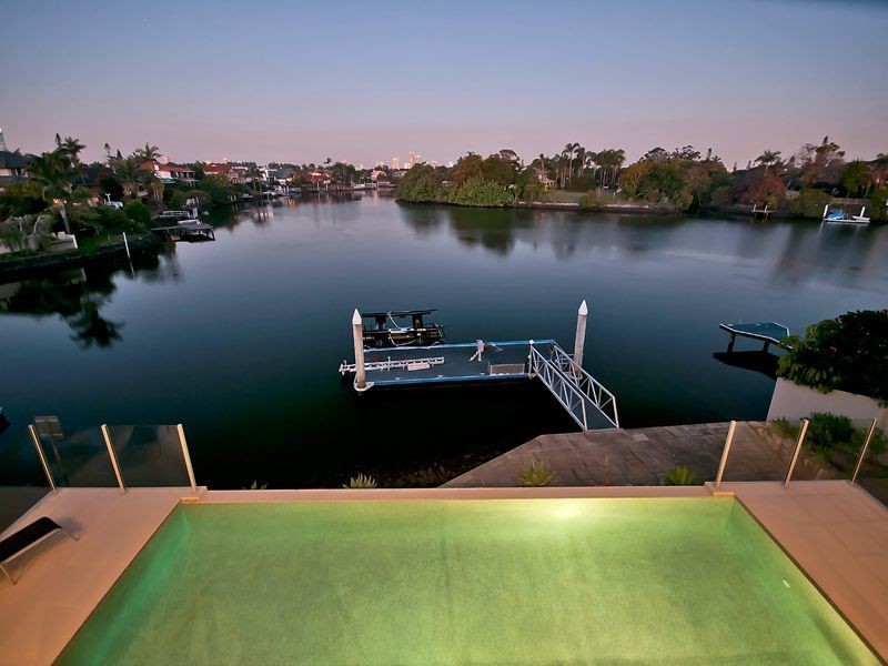 112 Edinburgh Road, Benowa Waters QLD 4217