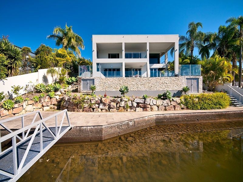 112 Edinburgh Road, Benowa Waters QLD 4217