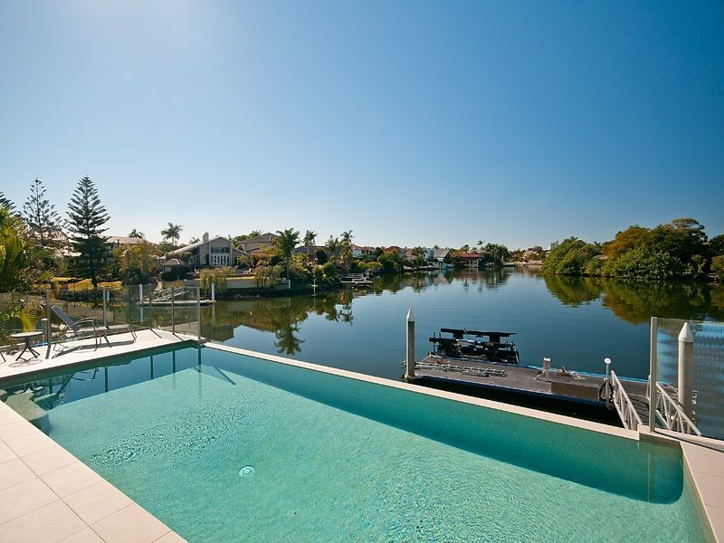 112 Edinburgh Road, Benowa Waters QLD 4217