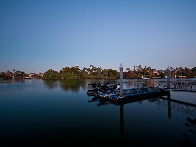 112 Edinburgh Road, Benowa Waters QLD 4217