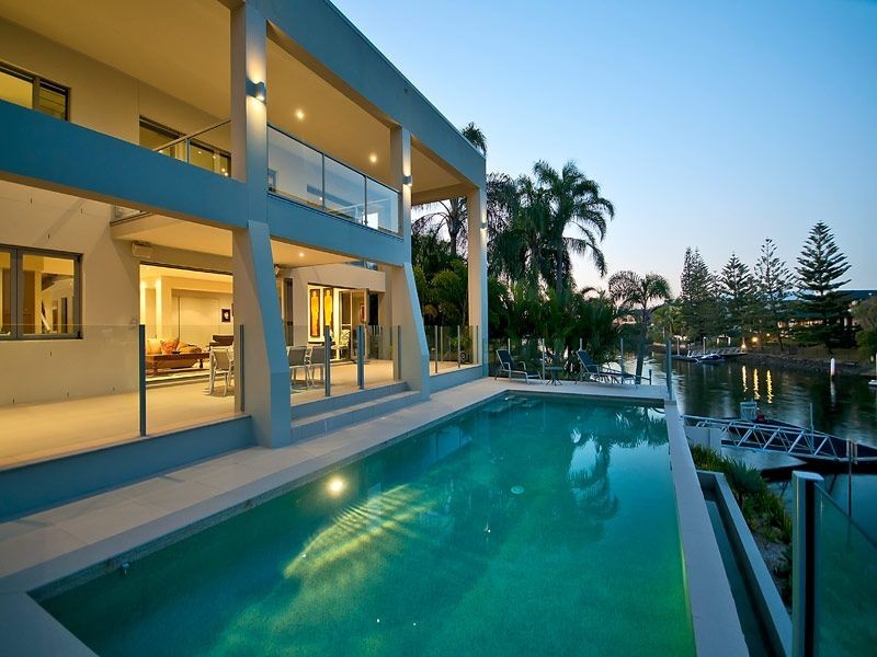 112 Edinburgh Road, Benowa Waters QLD 4217