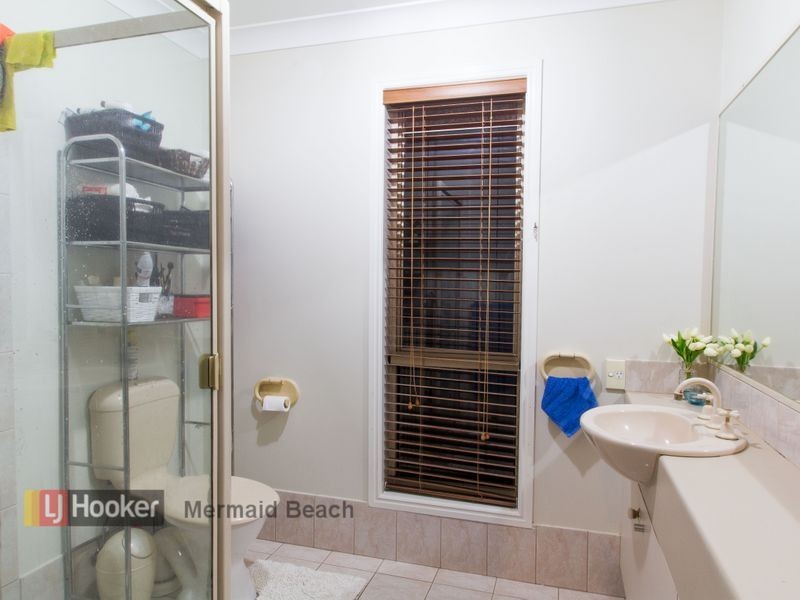 7 Wisconsin Street, Varsity Lakes QLD 4227