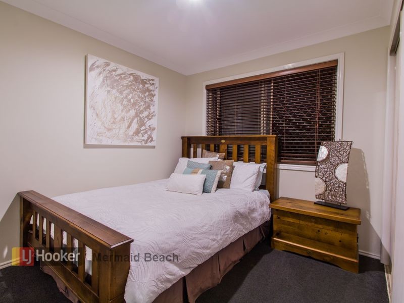 7 Wisconsin Street, Varsity Lakes QLD 4227