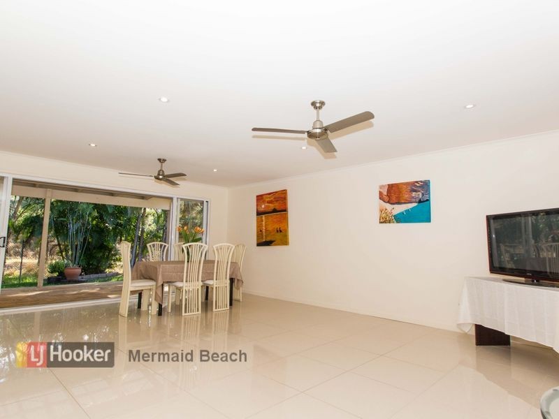 25 Dawnann Court, Carrara QLD 4211