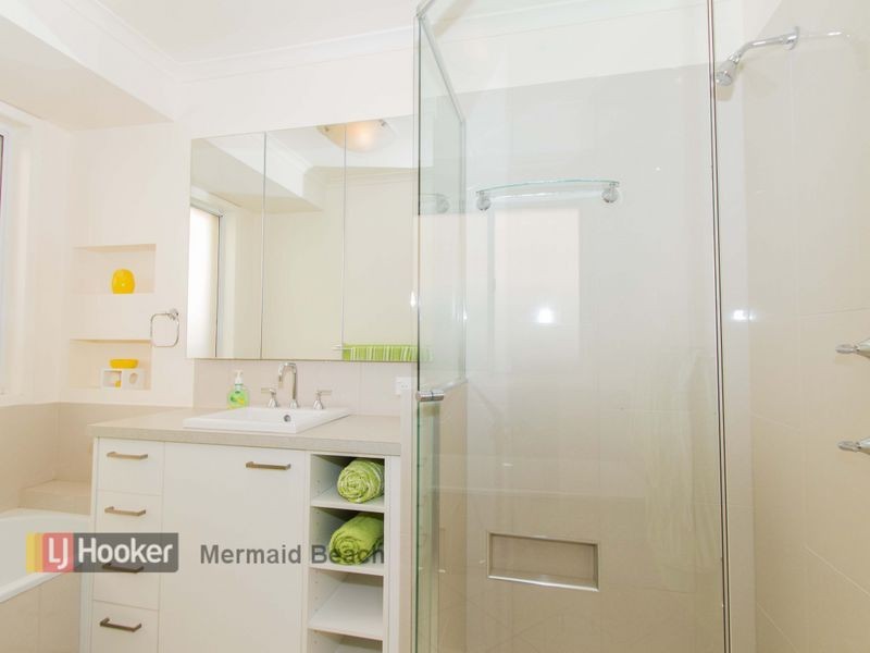 25 Dawnann Court, Carrara QLD 4211