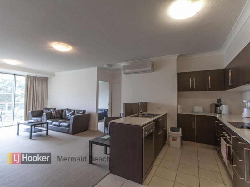 3203/12 Executive  Drive, Burleigh Waters QLD 4220