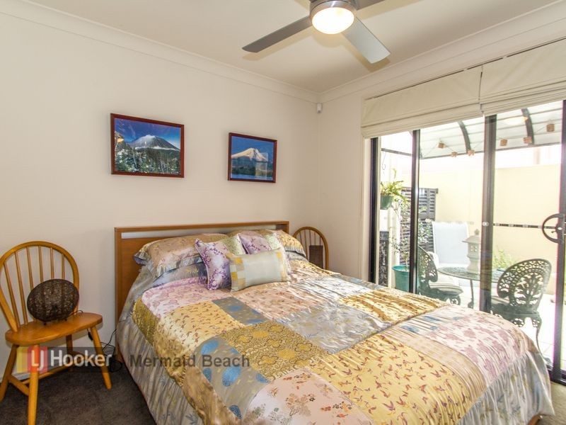 3303 Central Place, Carrara QLD 4211