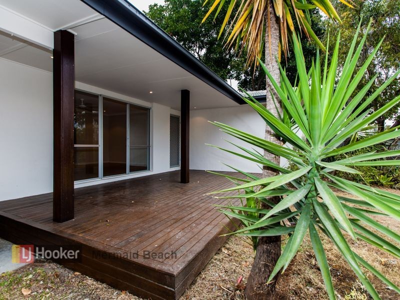 3 Anita Avenue, Miami QLD 4220