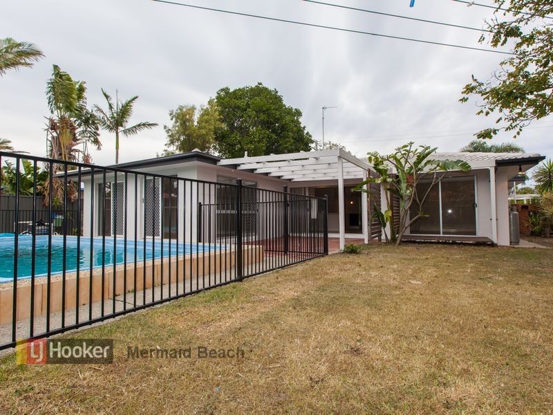 3 Anita Avenue, Miami QLD 4220