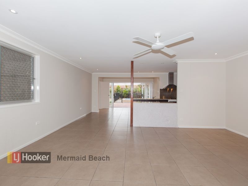 3 Anita Avenue, Miami QLD 4220