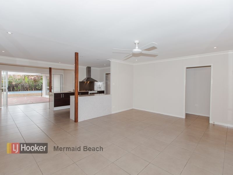 3 Anita Avenue, Miami QLD 4220