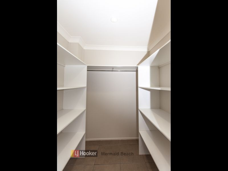 3 Anita Avenue, Miami QLD 4220