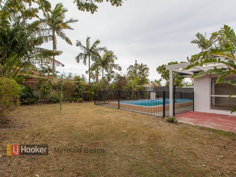 3 Anita Avenue, Miami QLD 4220