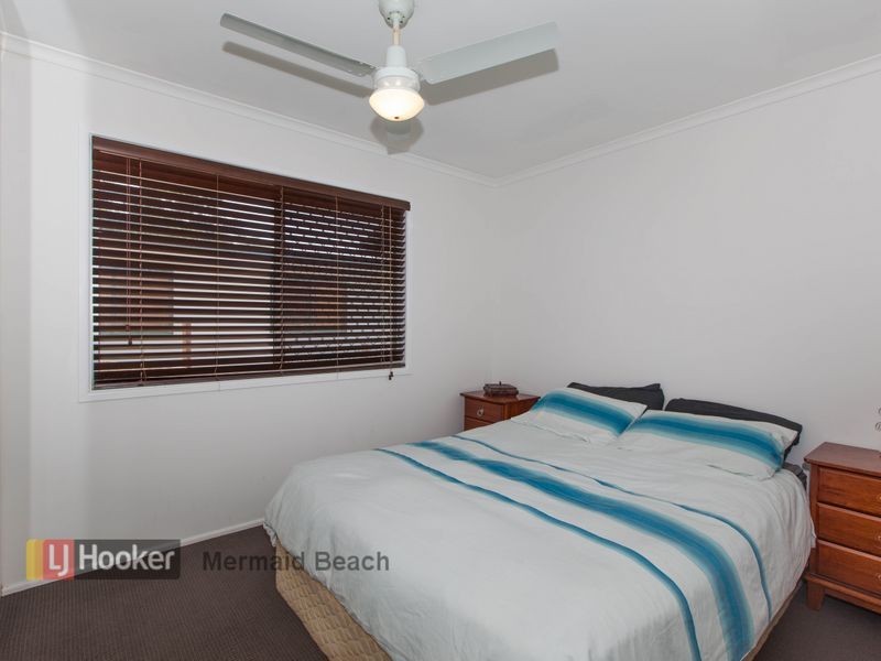 7 Kinarra Street, Ashmore QLD 4214