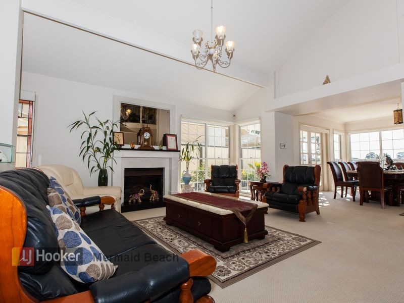 51 Intrepid Drive, Mermaid Waters QLD 4218