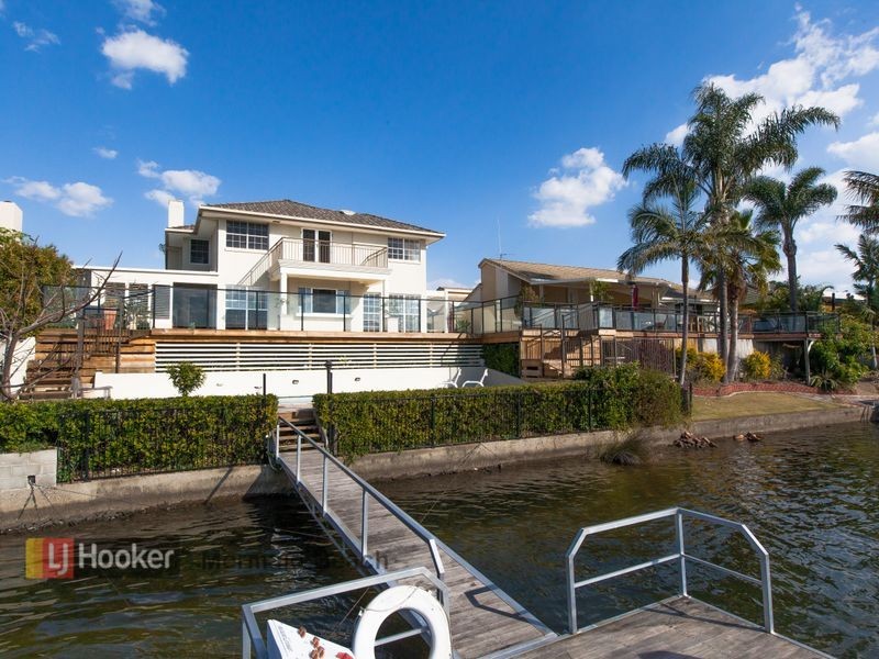 51 Intrepid Drive, Mermaid Waters QLD 4218