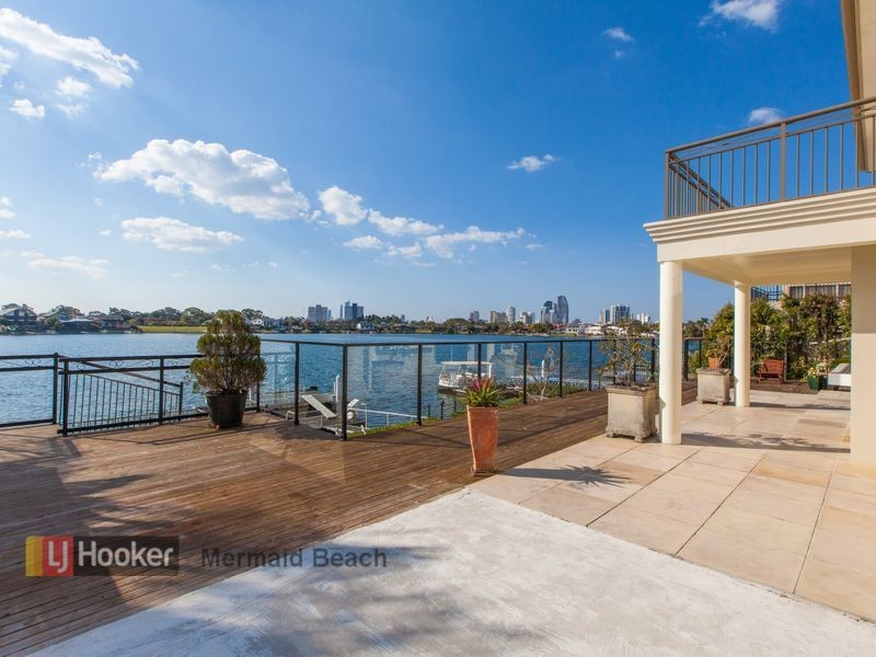 51 Intrepid Drive, Mermaid Waters QLD 4218