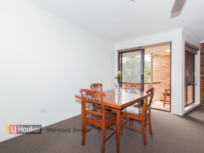 4/3 Angie Court, Mermaid Waters QLD 4218
