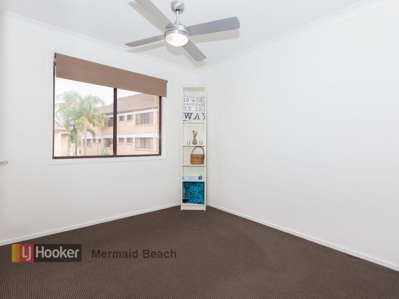 4/3 Angie Court, Mermaid Waters QLD 4218