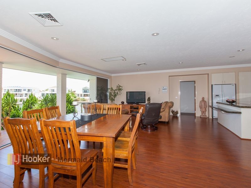 45 Portobello Drive, Mermaid Waters QLD 4218