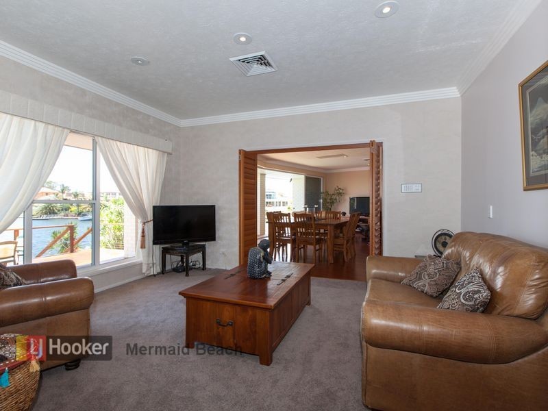 45 Portobello Drive, Mermaid Waters QLD 4218