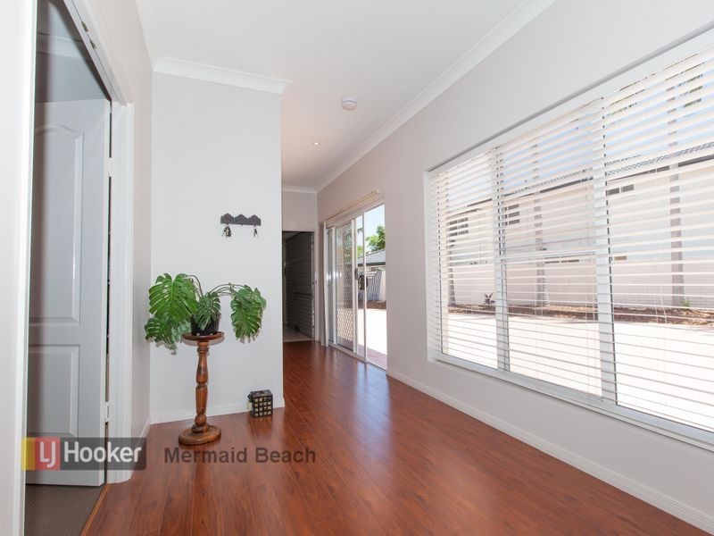 45 Portobello Drive, Mermaid Waters QLD 4218