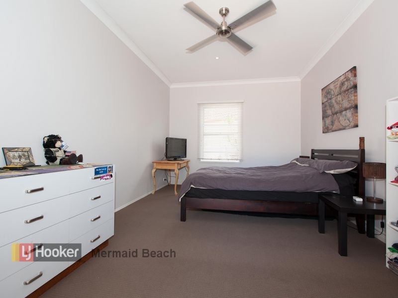 45 Portobello Drive, Mermaid Waters QLD 4218