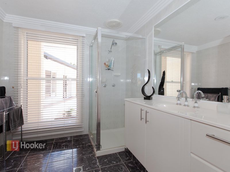 45 Portobello Drive, Mermaid Waters QLD 4218