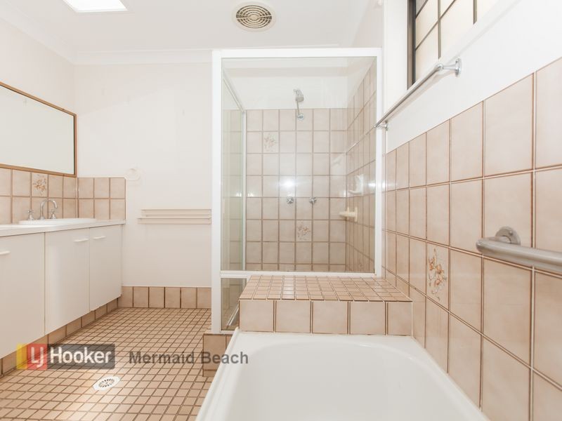 37/160 Bardon Avenue, Miami QLD 4220