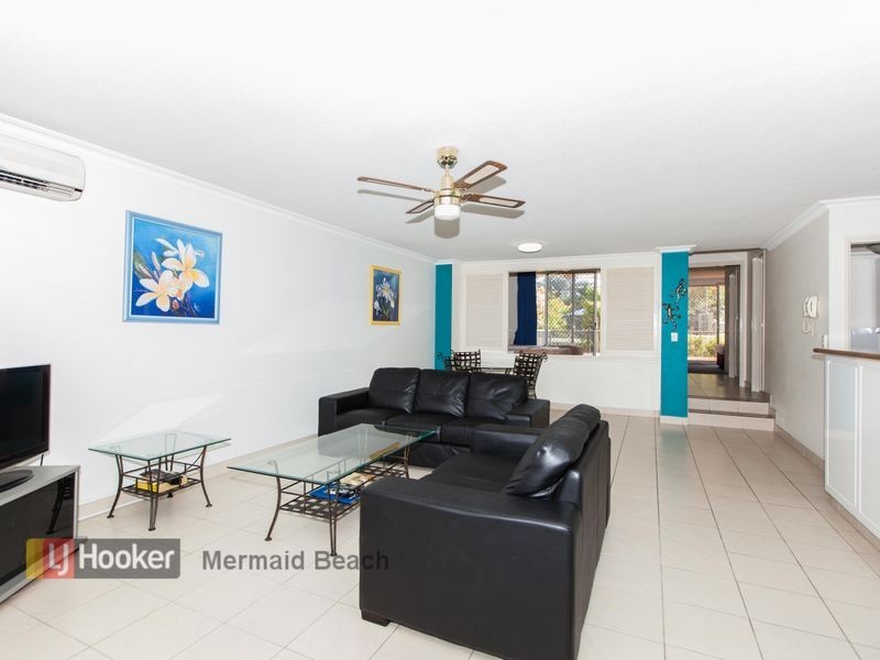 4/4 Northcliffe Terrace, Surfers Paradise QLD 4217