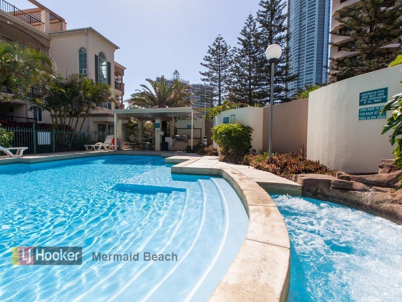 4/4 Northcliffe Terrace, Surfers Paradise QLD 4217