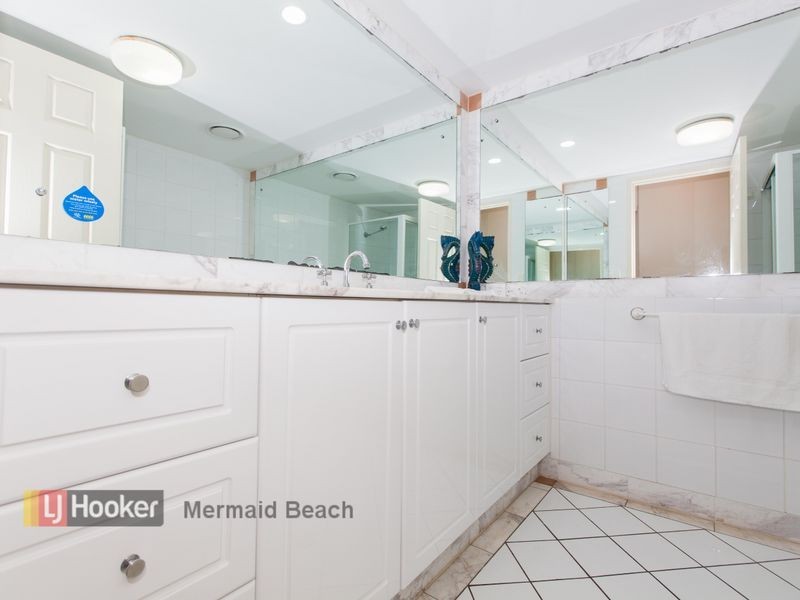 4/4 Northcliffe Terrace, Surfers Paradise QLD 4217