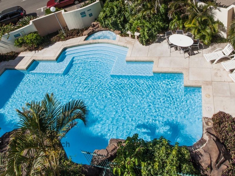 4/4 Northcliffe Terrace, Surfers Paradise QLD 4217