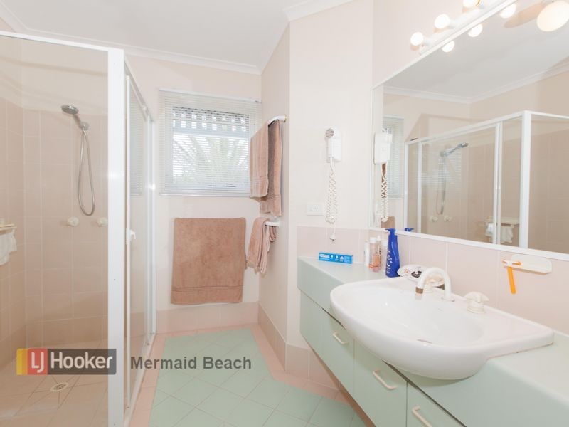 16/16 Crescent Avenue, Mermaid Beach QLD 4218