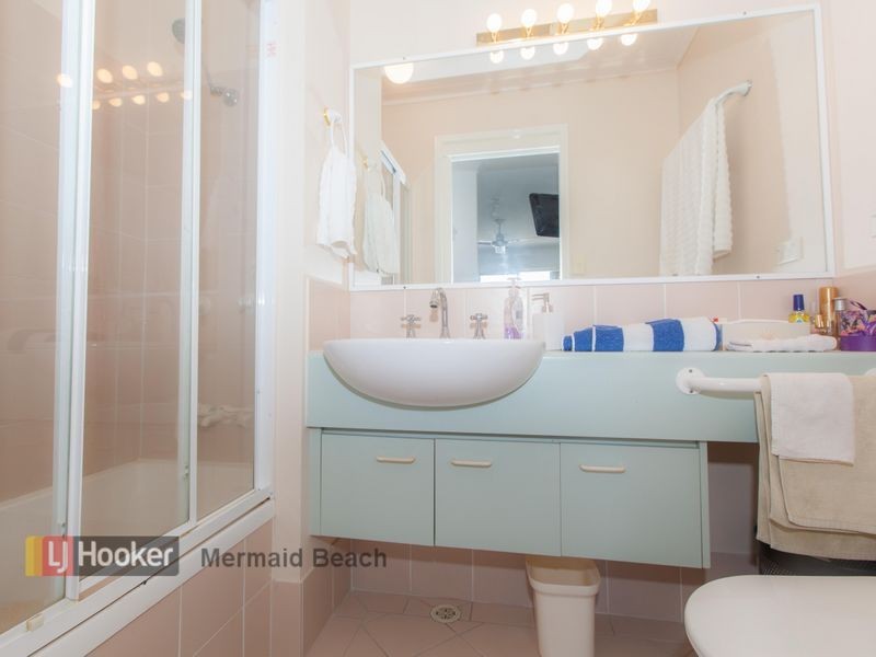 16/16 Crescent Avenue, Mermaid Beach QLD 4218