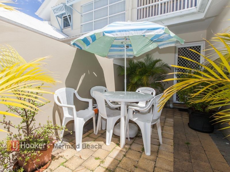 16/16 Crescent Avenue, Mermaid Beach QLD 4218